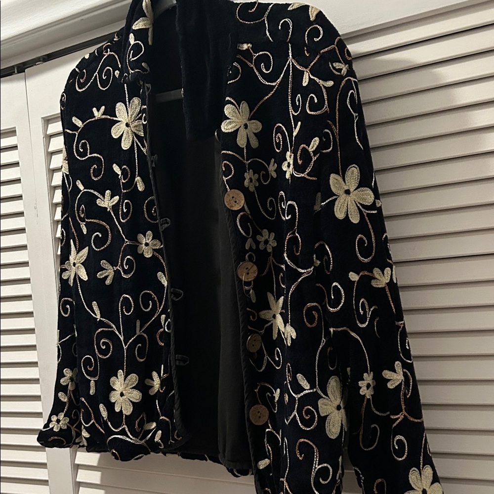 Boho Lifestyle heavily embroidered jacket. Small.